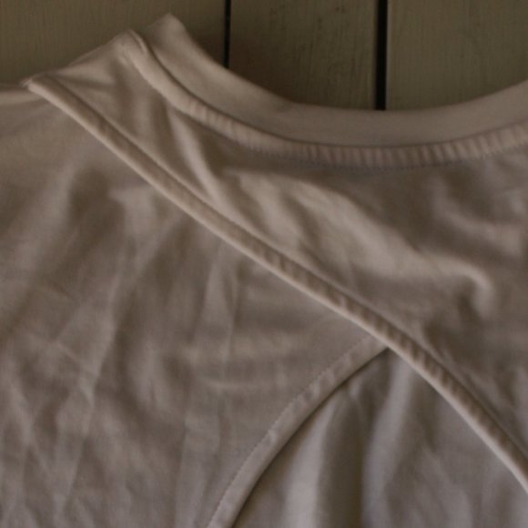 White Open Back Active T-Shirt, GAP - Picture 7 of 7